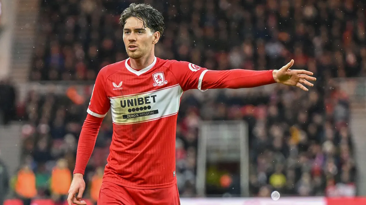 Michael Carrick Minta MU Rekrut Hayden Hackney dari Middlesbrough
