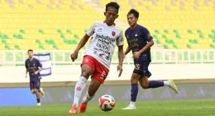 Perpisahan Emosional Rahmat dan Yabes Roni: Bali United Memasuki Era Baru