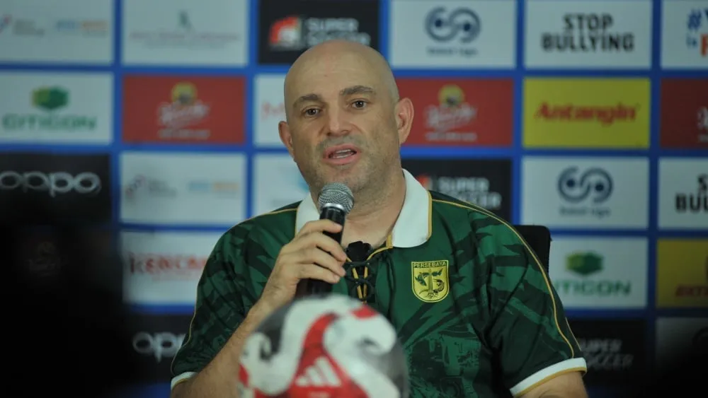 Persebaya Siap Bangun Tim Tangguh untuk Raih Musim Bersejarah - sumber: (ileagueid)
