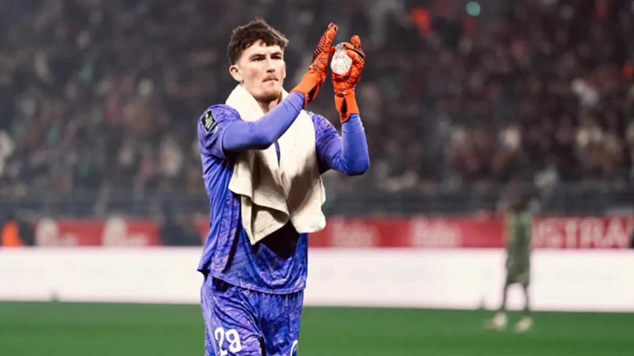 Real Madrid Mengincar Penjaga Gawang Muda Milik Stade Reims