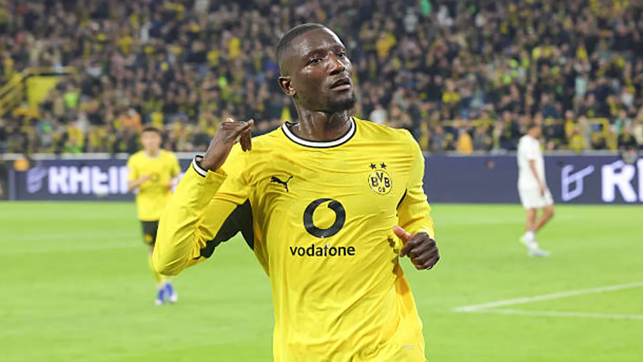 Redam Rumor Transfer Serhou Guirassy, Borussia Dortmund Belum Terima Pendekatan