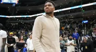 Spekulasi Transfer Giannis Antetokounmpo ke Barat Menguat