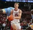 UConn Menambah Kedalaman Skuad dengan Datangkan Elmir Dzafic