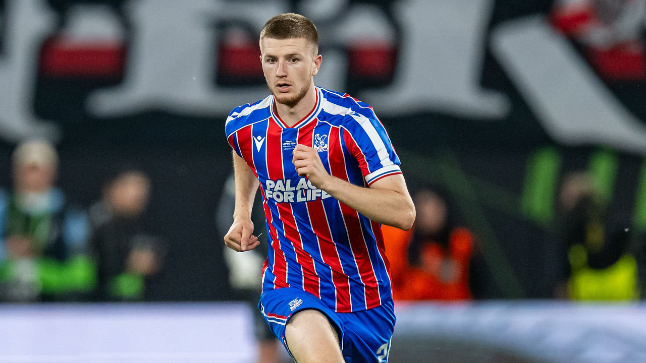 Chelsea Terdepan dalam Perburuan Adam Wharton di Musim Panas