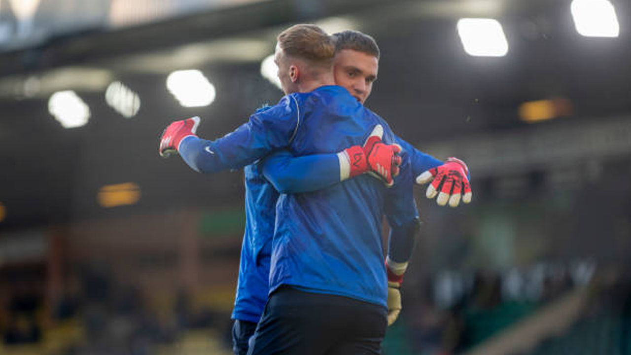 Guy Butters Peringatkan Fabian Hurzeler Soal Dilema Kiper Brighton Musim Depan
