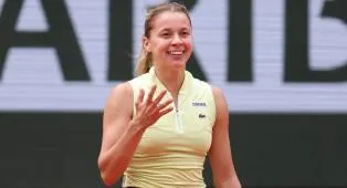 Hasil French Open: Maja Chwalinska Ukir Sejarah Dengan Tembus Semifinal