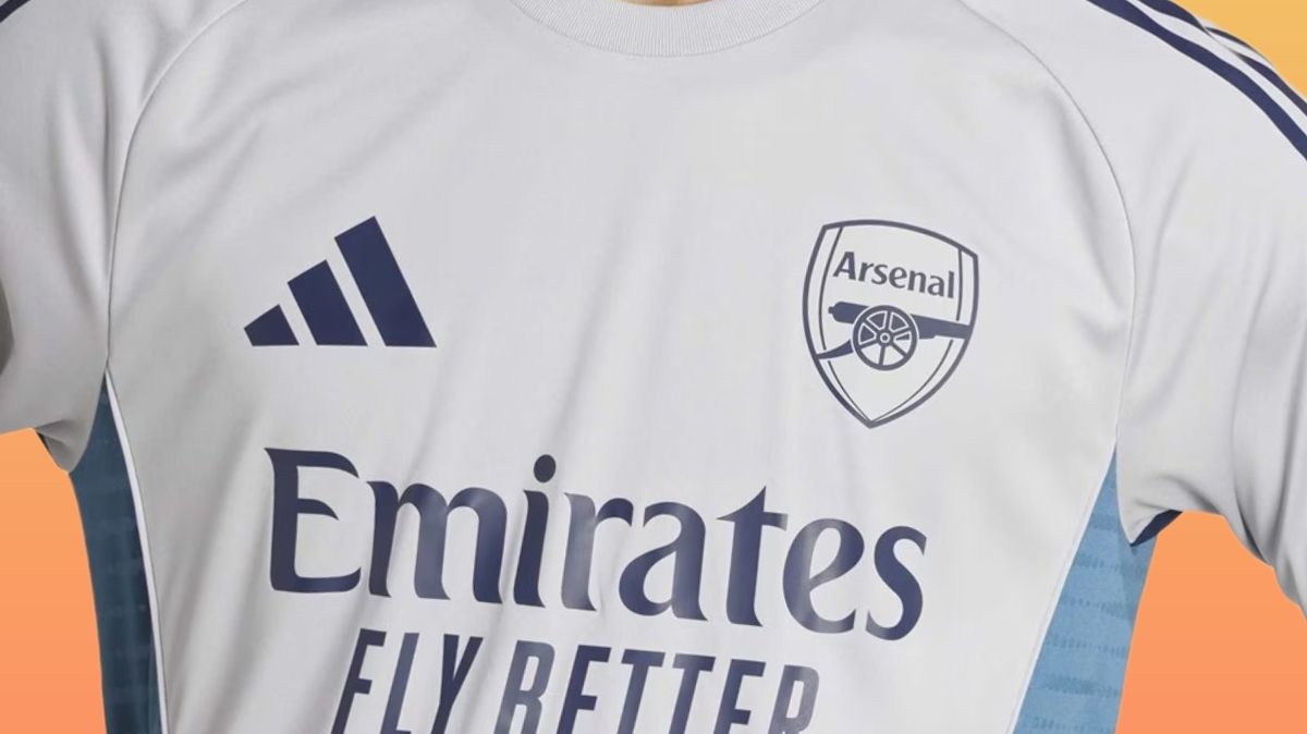 Jersey Juara Arsenal Bisa Didapatkan Hanya Rp 145 Ribu