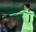 Kepa Arrizabalaga Masuk Radar Inter, Cadangan dengan Rekam Jejak Juara