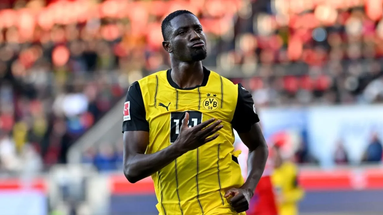 Meski Diminati Fenerbahce, Dortmund Pastikan Tak Lepas Serhou Guirassy