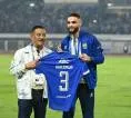 Meski Kebersamaan Singkat, Persib Apresiasi Peran Kurzawa