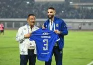 Meski Kebersamaan Singkat, Persib Apresiasi Peran Kurzawa