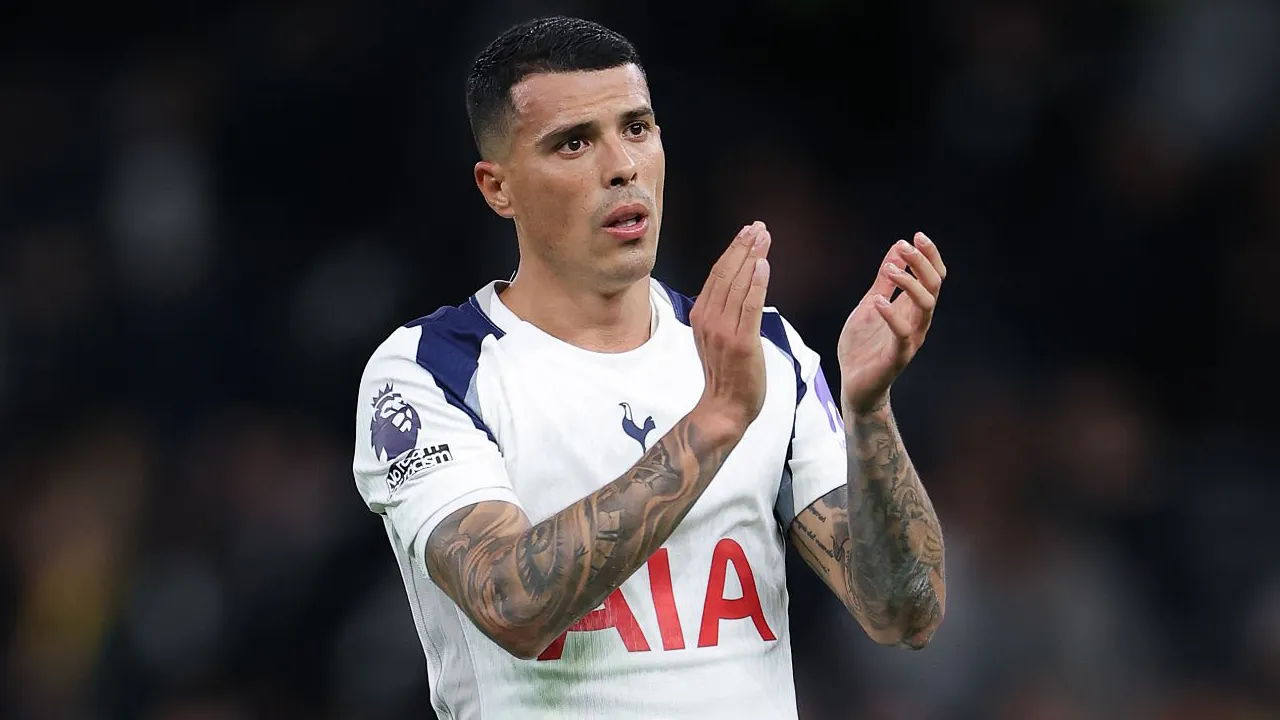 Real Madrid Gigit Jari, Tottenham Tolak Lepas Pedro Porro