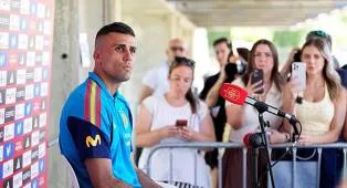 Tunda Keputusan Kontrak, Rodri Pilih Diam Soal Masa Depannya di Manchester City