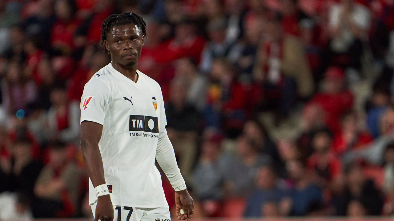 Valencia Ingin Largie Ramazani Kembali, CEO Klub Terbang ke Inggris