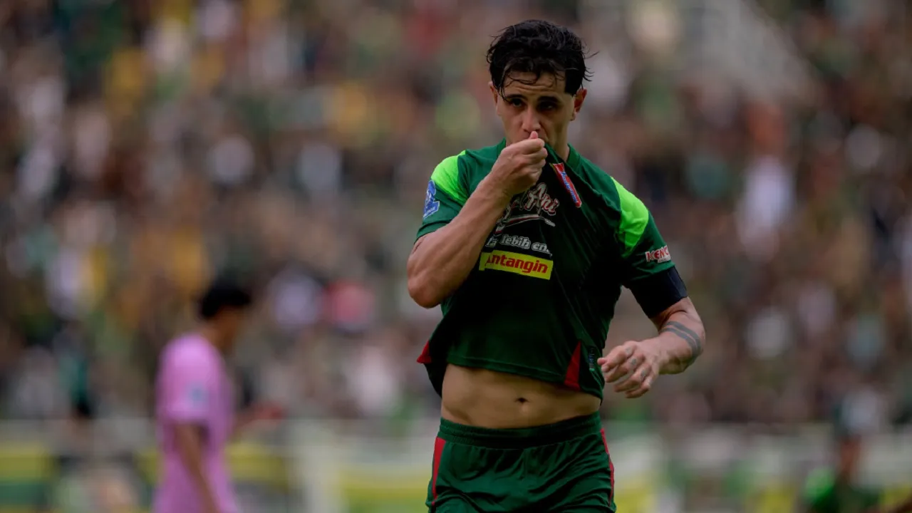 Bernardo Tavares