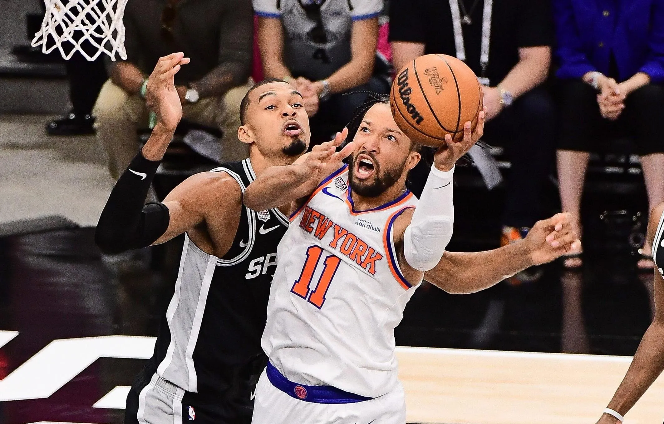 Brunson Borong 30 Poin, Knicks Taklukkan Spurs 1-0 - sumber: (mainbasket)