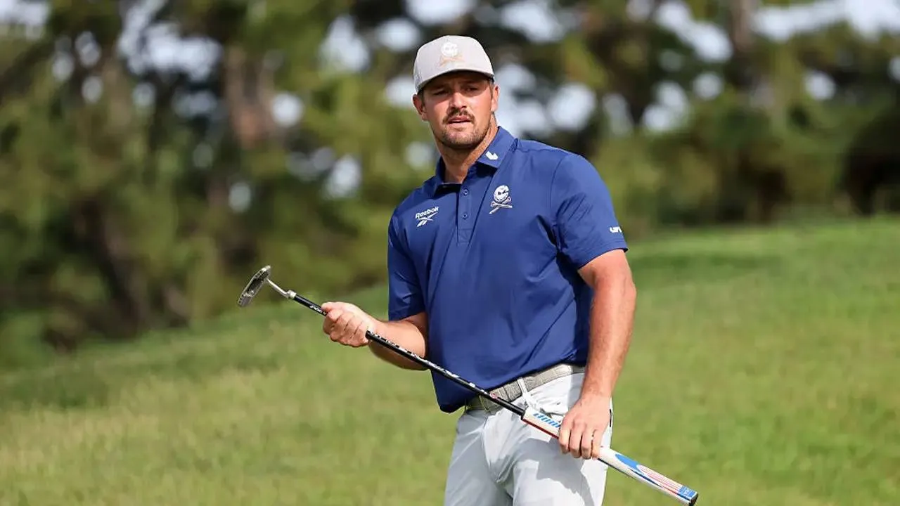 Bryson DeChambeau memanfaatkan program AI Gemini untuk mencari penjelasan terkait masalah teknis yang sedang dihadapinya. (Foto: Golf Digest)