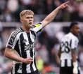 Ditolak Newcastle, Transfer Lewis Hall ke MU Terancam Batal