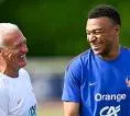 Jalani Musim yang Sulit, Didier Deschamps Tetap Percaya Pada Kylian Mbappe