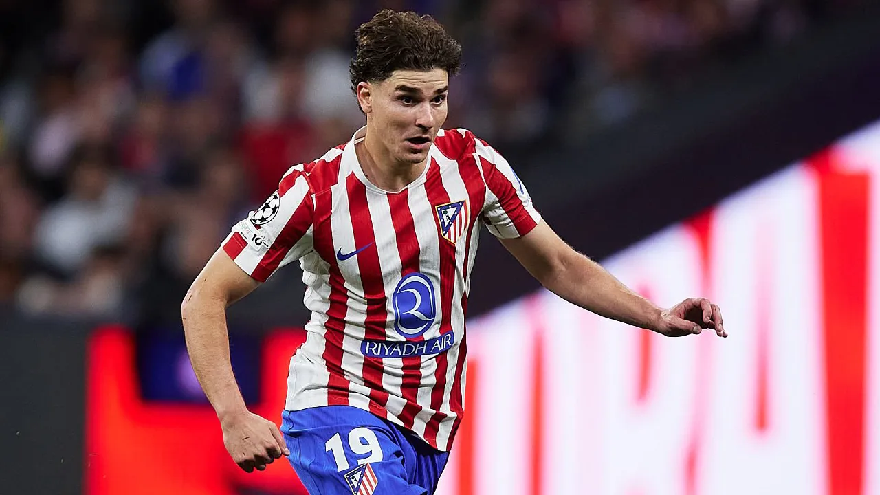 Kejutan! Petinggi Atletico Siap Bantu Julian Alvarez Gabung Barcelona