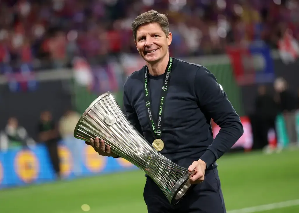 Leverkusen Berdiskusi Serius dengan Oliver Glasner - sumber: (getfootballnewsgermany)