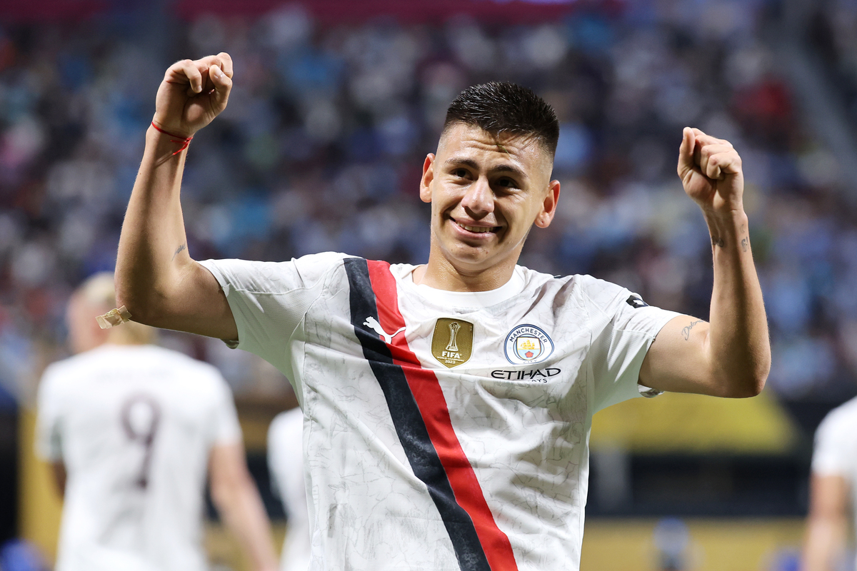 Monza Bidik Winger Man City yang Sempat Diincar Roma