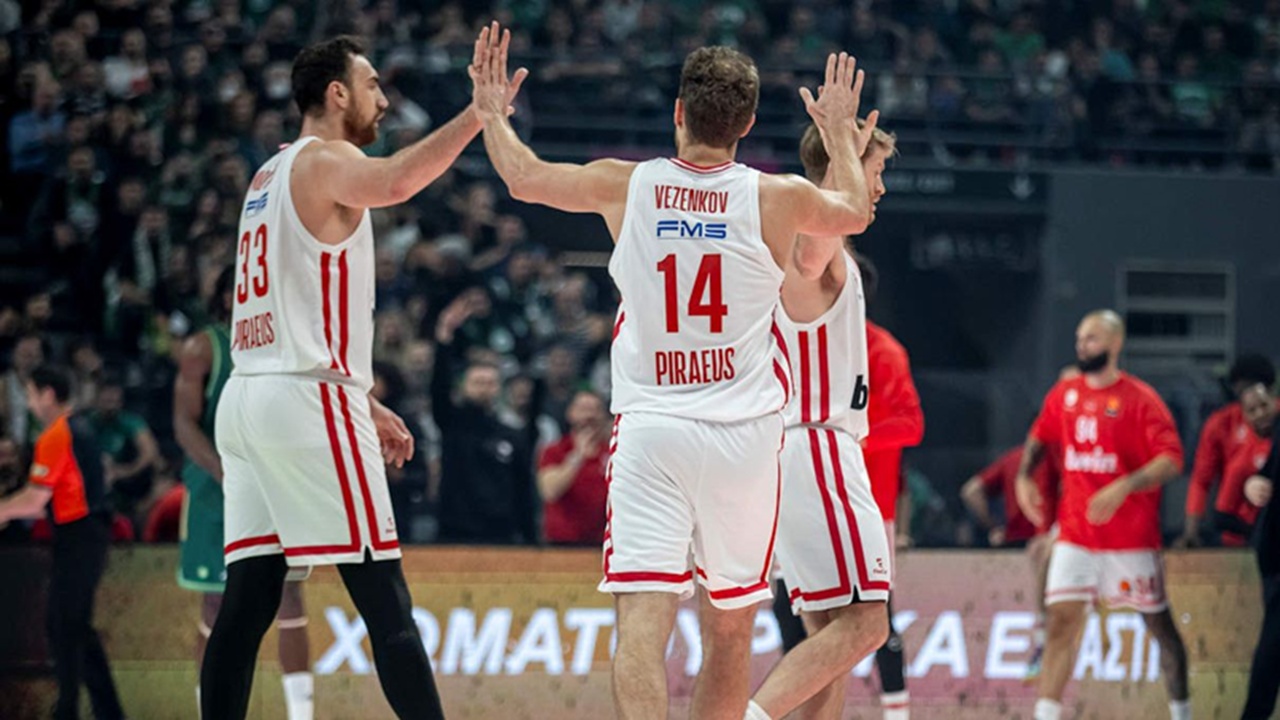 Olympiacos Bungkam Panathinaikos di Final Liga Basket Yunani