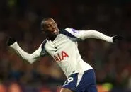 PSG Siap Tukar Kolo Muani dengan David, Juventus Tunggu Harga Resmi