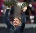 Romano Konfirmasi Oliver Glasner Bertemu Milan Selama 6 Jam di Jerman