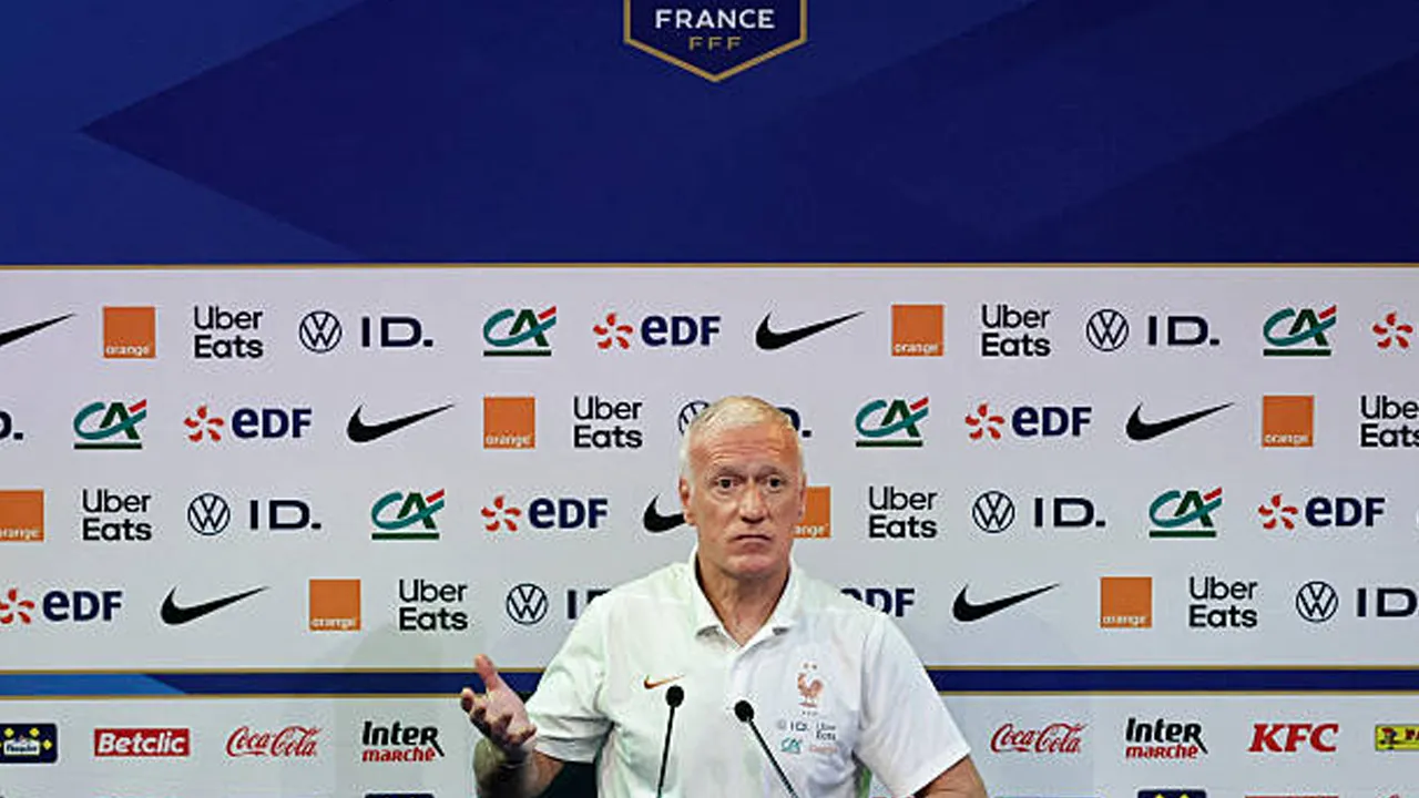 Siap Bela Prancis, Didier Deschamps Redam Spekulasi Cedera William Saliba