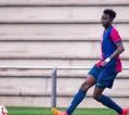 Barcelona Berencana Berikan Bek Remaja Latihan di Tim Utama