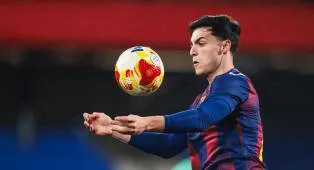 Barcelona Berencana Mempertahankan Bomber Remaja