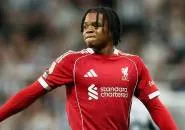 Bayern Munich Pertimbangkan Rekrut Rio Ngumoha dari Liverpool