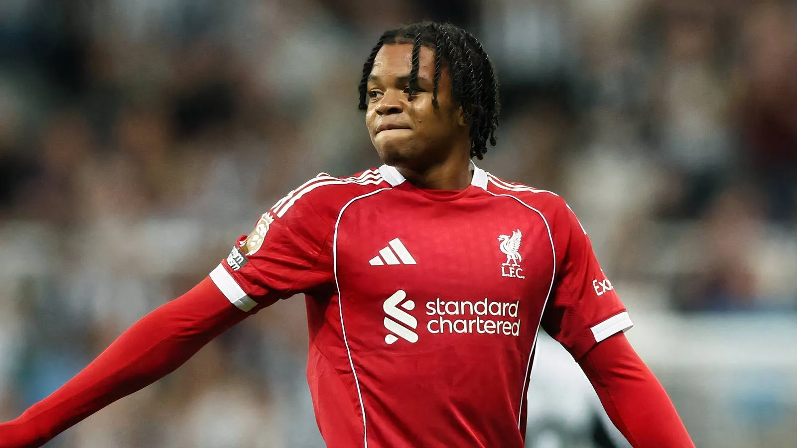 Bayern Munich Pertimbangkan Rekrut Rio Ngumoha dari Liverpool - sumber: (givemesport)