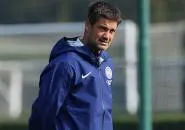 Cristian Chivu Lebih Pilih Datangkan Curtis Jones daripada Manu Kone