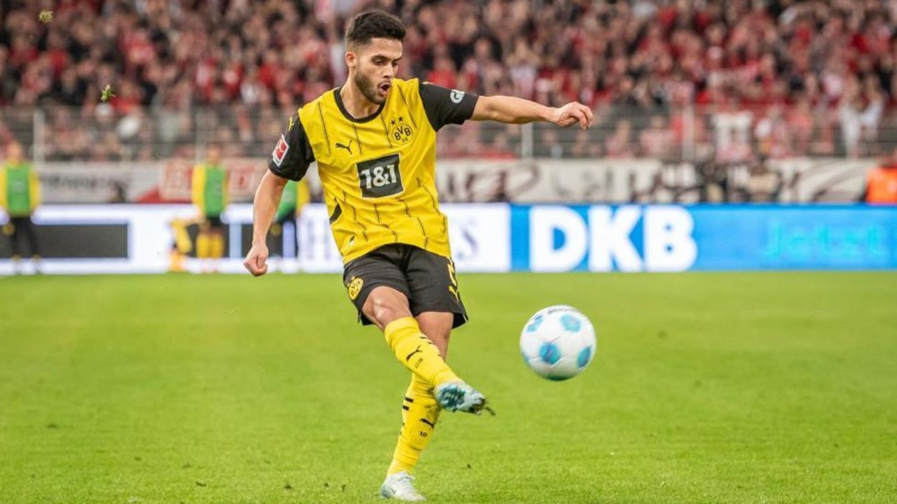 Diminati Klub Serie A, Dortmund Labeli Yan Couto dengan Harga €25 Juta