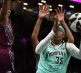 Hasil WNBA: New York Liberty Tumbangkan Toronto Tempo 97-82