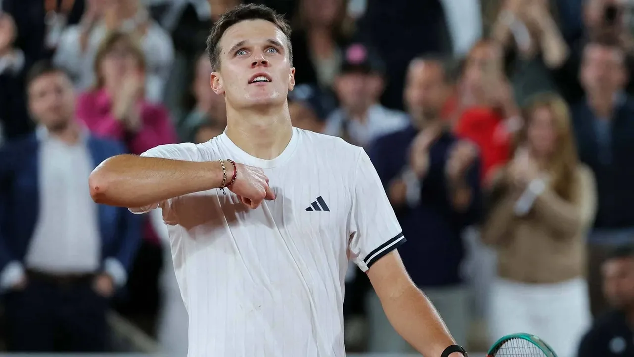 Jakub Mensik Bagikan Kisah Menyentuh Dengan Kakak Laki-Laki Yang Autis