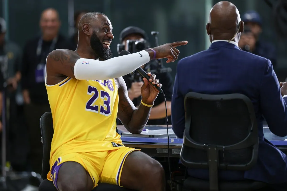 Kontrak Baru LeBron James: Dua Tahun Bersama Lakers - sumber: (mainbasket)