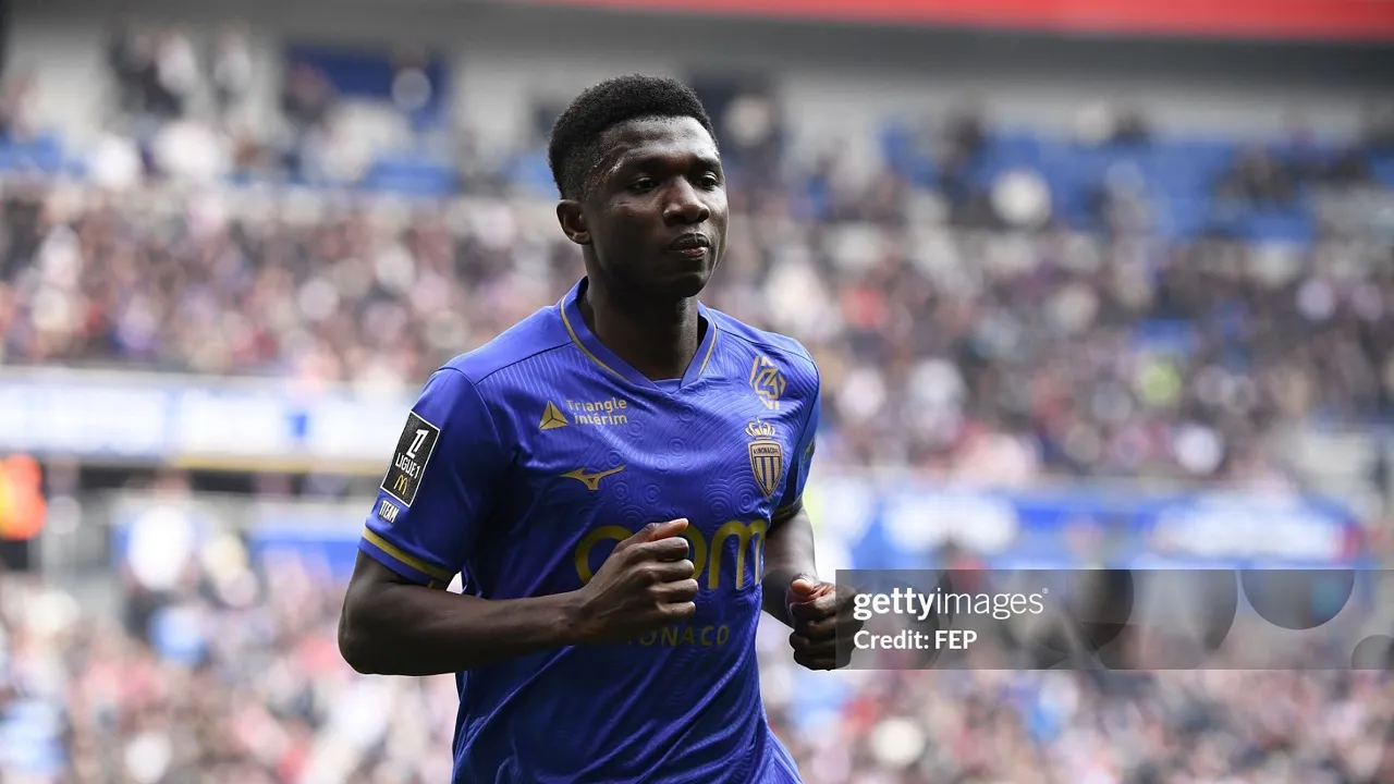 Lamine Camara tertarik dengan proyek Tottenham dan Aston Villa