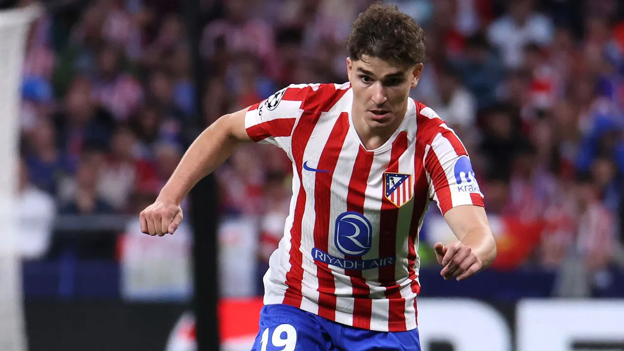 Atletico Belum Respons Tawaran Barcelona, Julian Alvarez Mulai Frustrasi