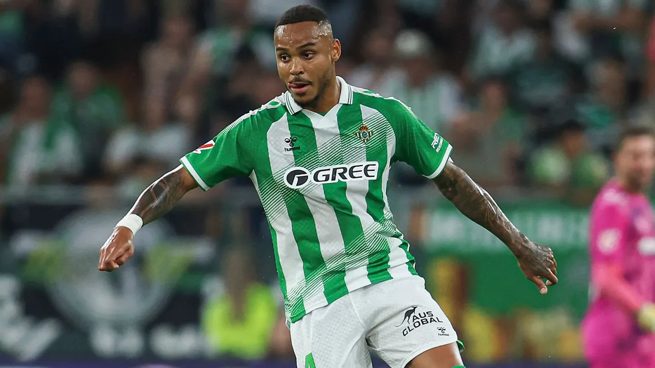 Barcelona Dapat Kesempatan Emas Rekrut Bek Andalan Real Betis, Natan Souza