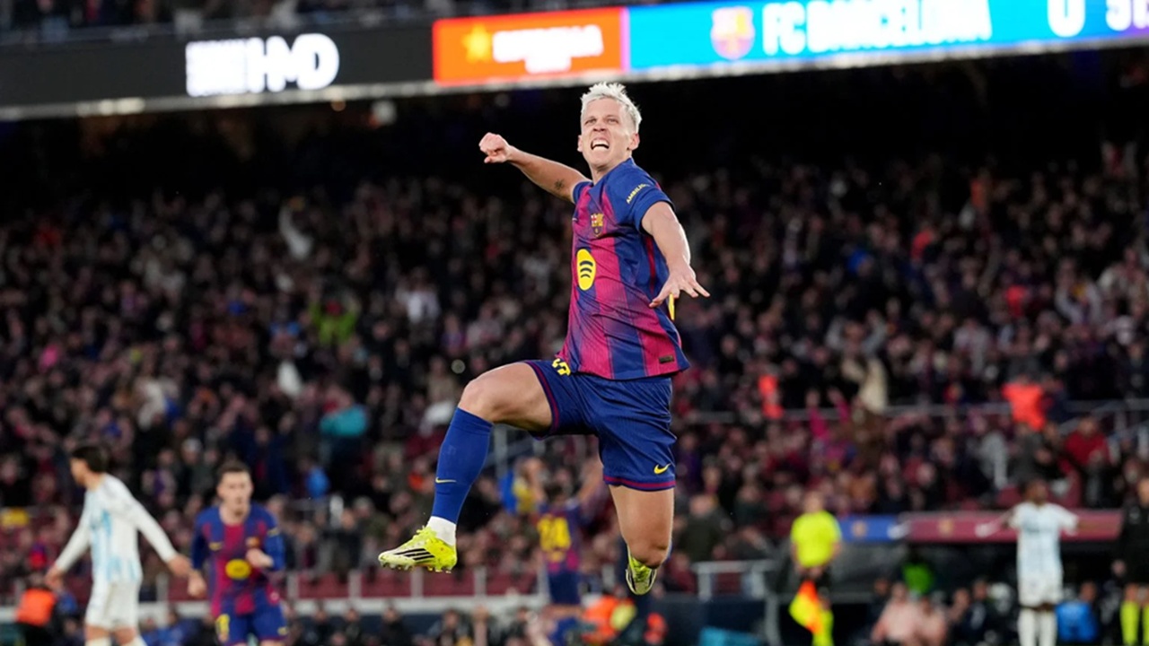 Dani Olmo Coba untuk Menenangkan Fans Barcelona
