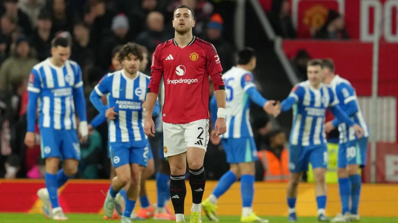 Diogo Dalot: Maldini Percaya Padaku, Bagaimana Mungkin Tidak Percaya Diri