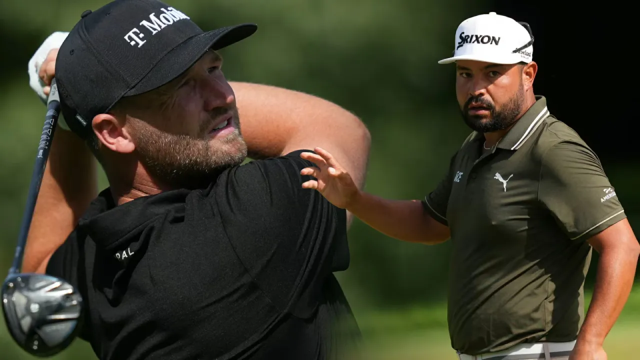 Wyndham Clark (kiri) dan J.J. Spaun berbagi posisi teratas Memorial Tournament bersama Tommy Fleetwood dan Ryan Gerard setelah masing-masing membukukan skor 5-under-par 67. (Foto: AP)