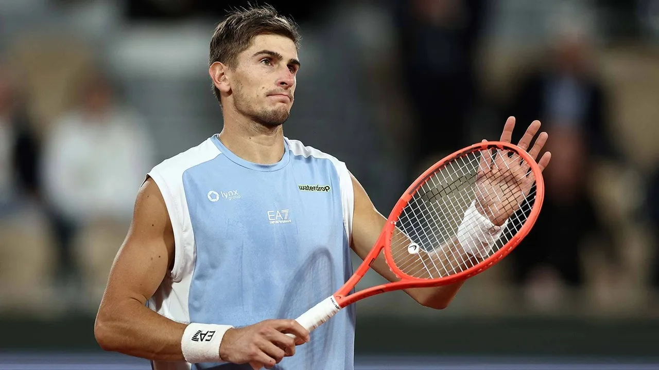 Hasil French Open: Matteo Arnaldi Mundur, Flavio Cobolli Jadi Finalis