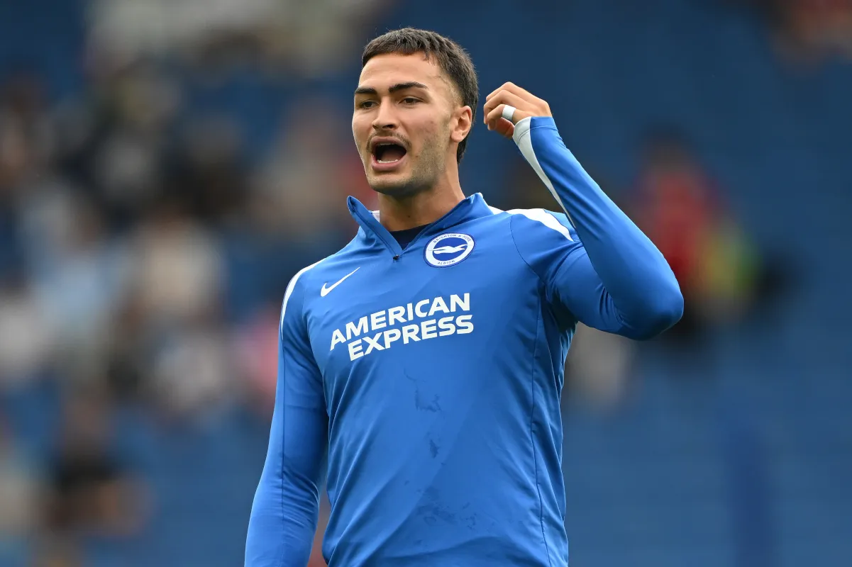 Lazio Siap Gaet Bek Brighton, Coppola, dengan Banderol €15 Juta - sumber: (footballitalia)