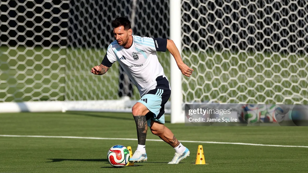 Lionel Messi berpeluang tampil dalam laga uji coba Argentina