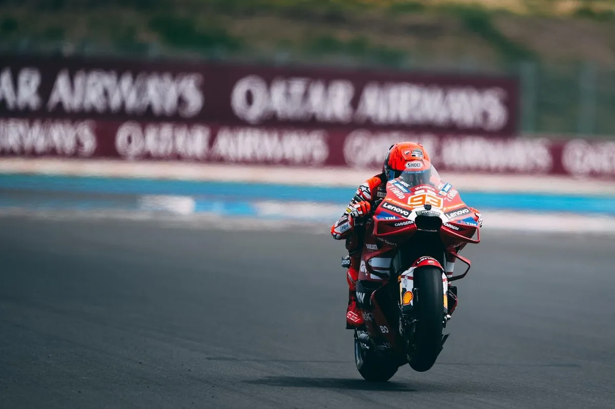 Marquez Raih Pole Posisi di GP Hungaria, Kalahkan Acosta - sumber: (motorsport)