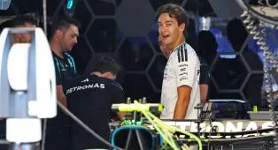 Russell Terkejut dengan Performa Red Bull, Mercedes Tertinggal